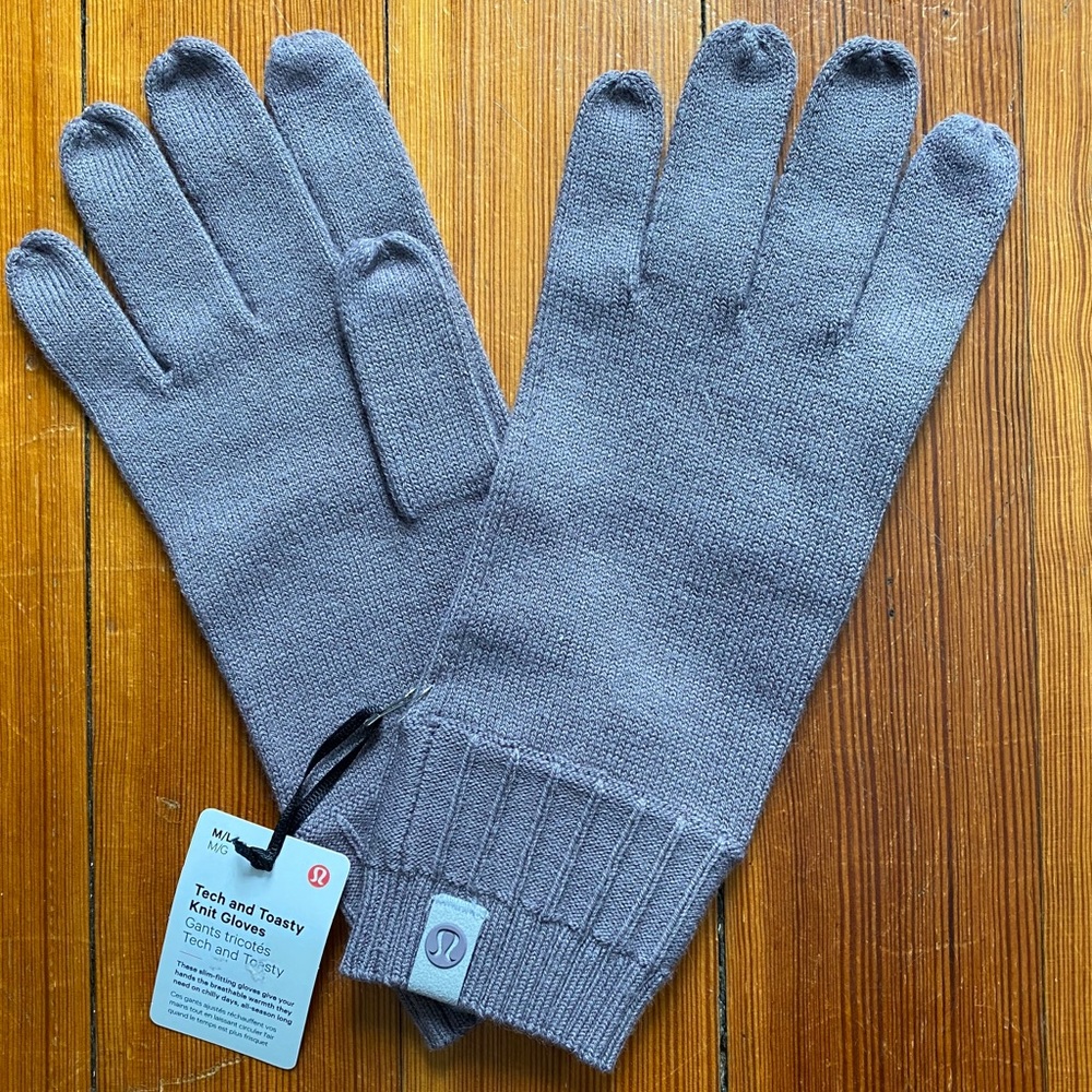 NWT Lululemon Tech Gloves